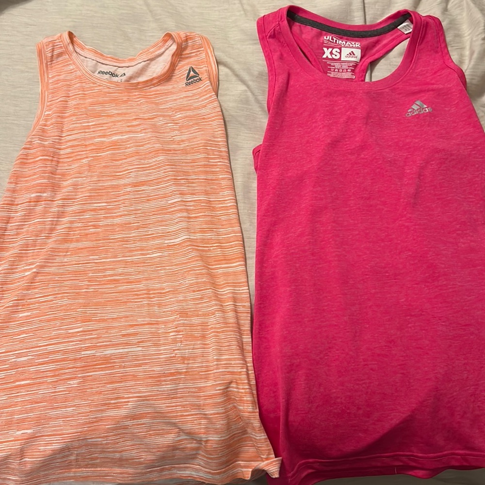 Like new Athletic Tanks